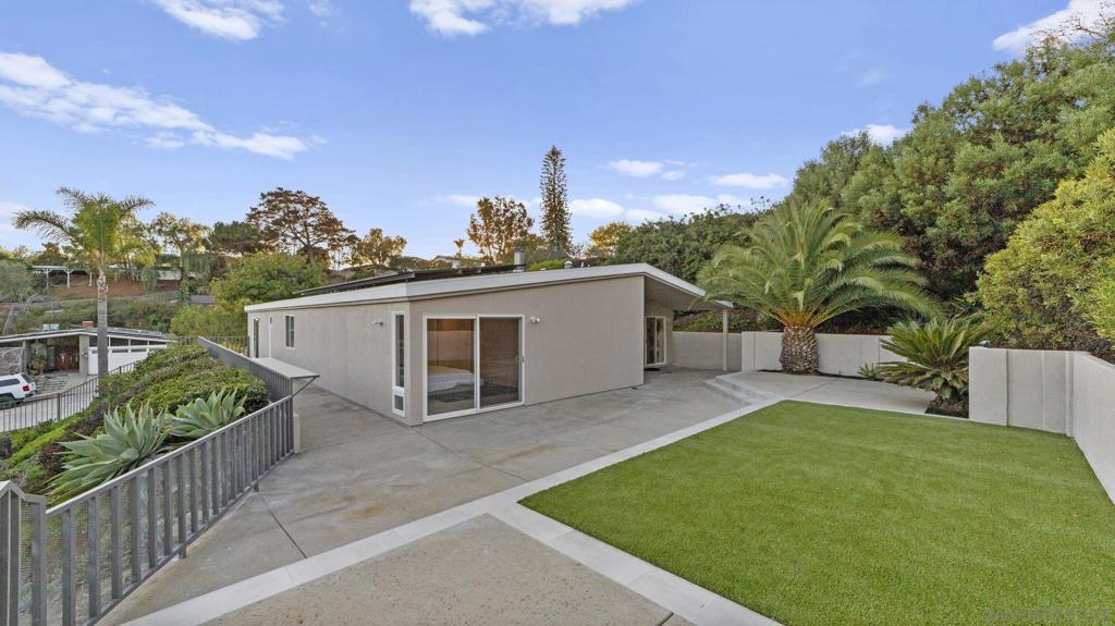 4909 Pacifica - photo 2