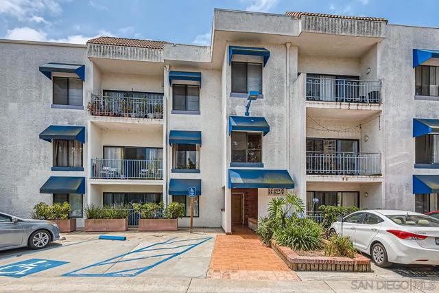 8324 Regents Rd, San Diego, California 92122, 1 Bedroom Bedrooms, ,1 BathroomBathrooms,Condominium,For Sale,Regents Rd,250020511SD