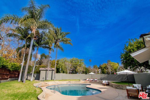 Drew Fenton | 157 N Woodburn Drive Los Angeles CA | MLS: 7226976