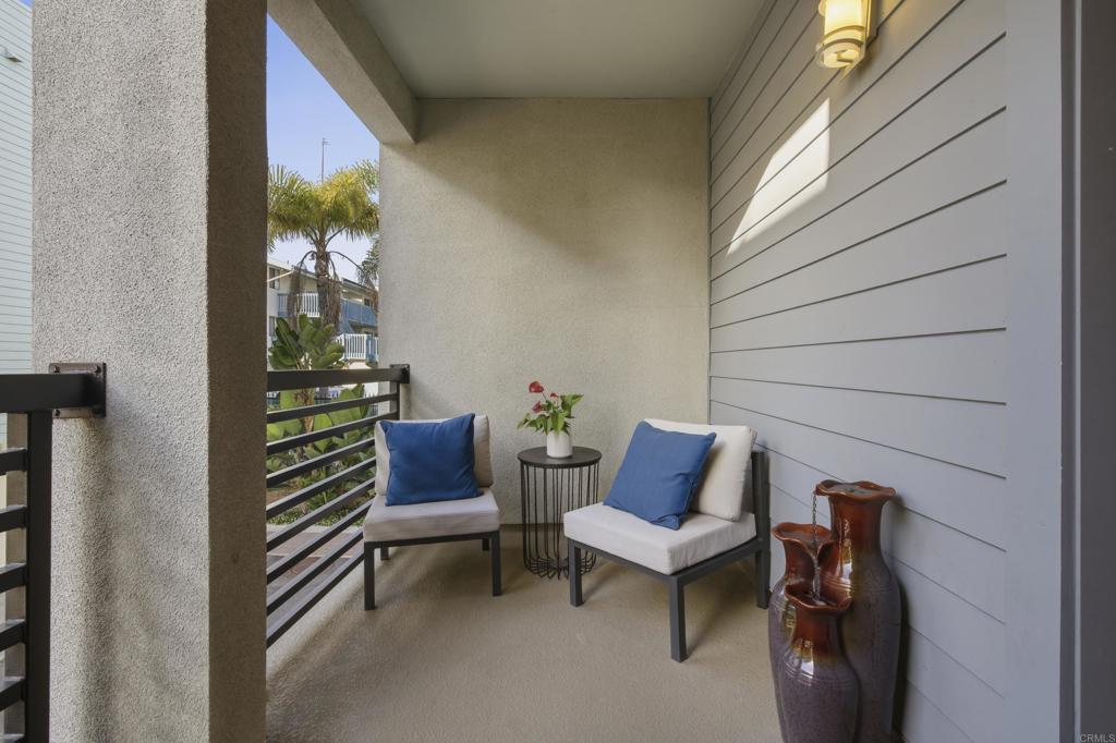 1566 Vista Del Mar Way - photo 16