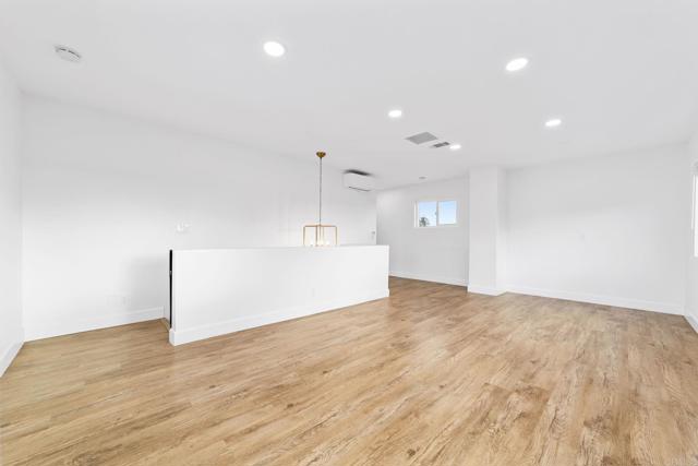 8324 Calle Calzada, San Diego CA: https://media.crmls.org/mediaz/a7ce3d3d-b51b-4e44-8fc6-386dfdbb95a9.jpg