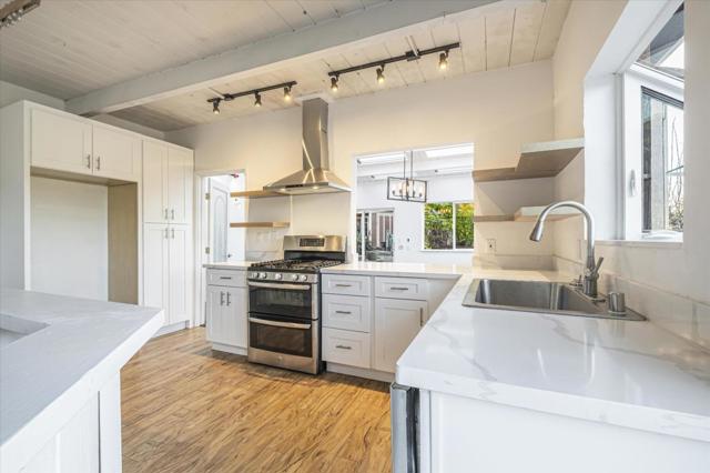 734 Loma Prieta Drive, Aptos CA: https://media.crmls.org/mediaz/a7ce580e-2307-437e-8072-ad9266841dca.jpg
