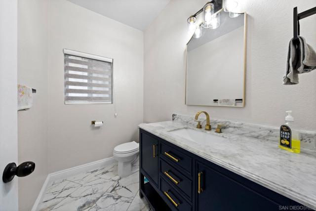 3585 Acacia St, San Diego CA: https://media.crmls.org/mediaz/a7d01745-9dd7-4524-adaf-26cc6d19d4b7.jpg