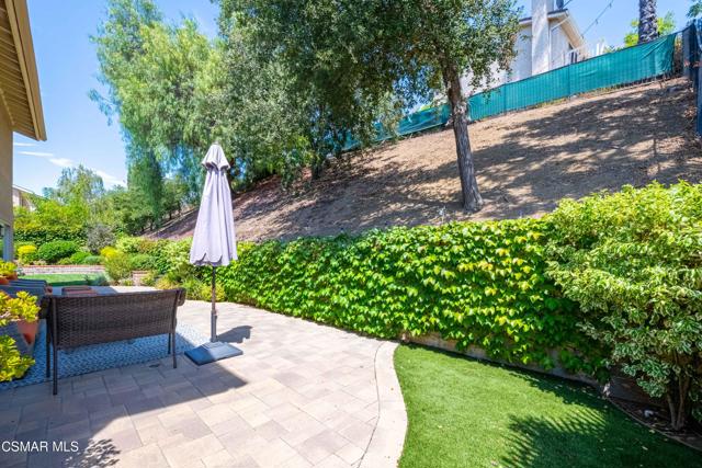 5426 Cedarhaven Drive, Agoura Hills CA: https://media.crmls.org/mediaz/a7d0495c-42b8-4c90-a4ca-220342b933c6.jpg