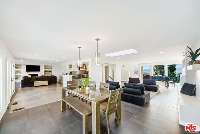 5118 Cerrillos Drive, Woodland Hills CA: https://media.crmls.org/mediaz/a7d04ee0-21ae-4488-85ce-fe7a11ece681.jpg