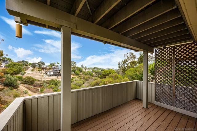 1449 Edgemont St, San Diego CA: https://media.crmls.org/mediaz/a7d0ebe5-6695-4160-add3-ccd206c6cff4.jpg