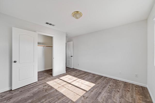 9748 Collie Way, Elk Grove CA: https://media.crmls.org/mediaz/a7d1223e-73b8-410f-bae6-61d823d48b9c.jpg