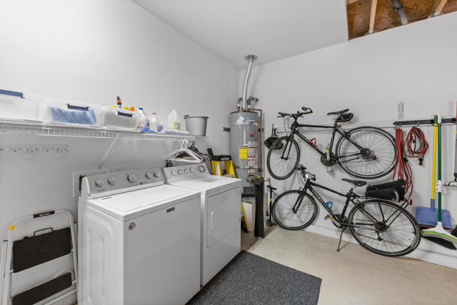 78680 Postbridge Circle, Palm Desert CA: https://media.crmls.org/mediaz/a7d1822f-3e80-4d59-b64f-284e53612001.jpg