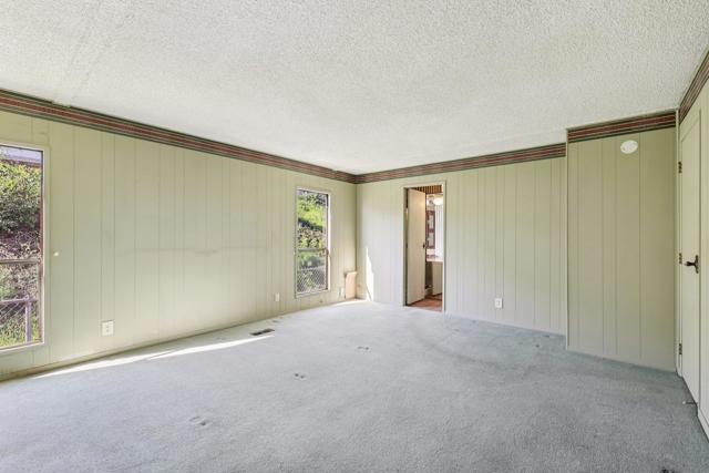 275 S Worthington St, Spring Valley CA: https://media.crmls.org/mediaz/a7d28a53-909d-4bcf-97a1-b0a4643b5ffb.jpg