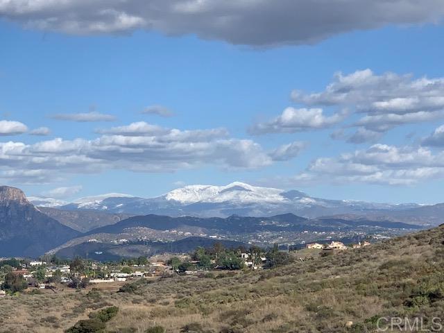 1710 Montilla, Santee CA: https://media.crmls.org/mediaz/a7d2993a-2e39-4cb4-8543-2d74dc6dcb34.jpg