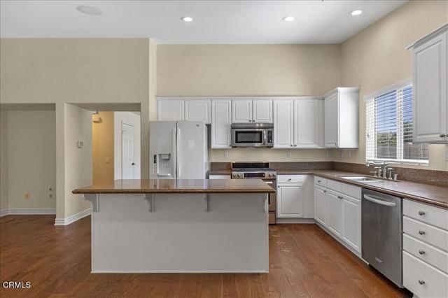 908 Valerie Lane, Tehachapi CA: https://media.crmls.org/mediaz/a7d2a7b1-9f02-402c-852c-cb83429fd8ef.jpg
