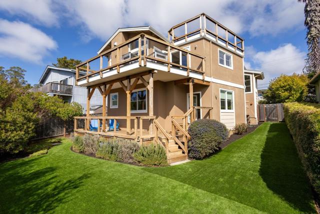 127 Madrona Avenue, El Granada CA: https://media.crmls.org/mediaz/a7d3cae6-e467-448c-b251-8193f3be15ef.jpg