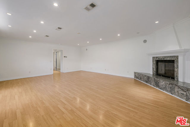8760 White Oak Avenue, Sherwood Forest CA: https://media.crmls.org/mediaz/a7d3d057-3a36-4402-8eb5-b980d3864f91.jpg