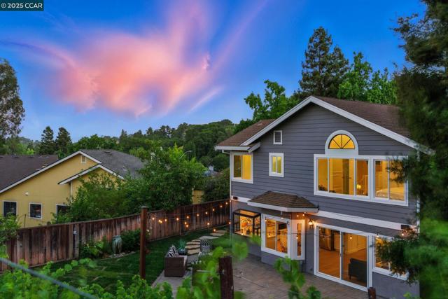 316 Valley High Dr, Pleasant Hill CA: https://media.crmls.org/mediaz/a7d582ae-83c7-4dfc-a87b-f8667e59a04d.jpg