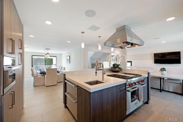 Detail Gallery Image 9 of 36 For 1632 Brahms Rd, Cardiff By The Sea,  CA 92007 - 4 Beds | 4 Baths