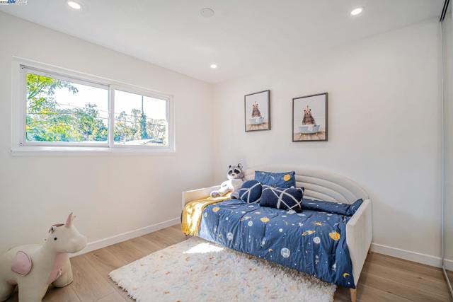 6588 Flanders Dr, Newark CA: https://media.crmls.org/mediaz/a7d625ff-cdf0-46fb-a53b-4d9de155af6a.jpg
