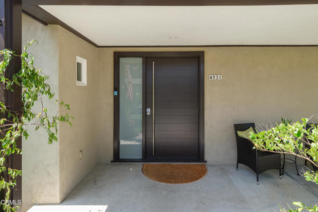 4531 El Camino Corto, La Canada Flintridge CA: https://media.crmls.org/mediaz/a7d8355e-1e49-4d8c-a479-86d6f68f8945.jpg