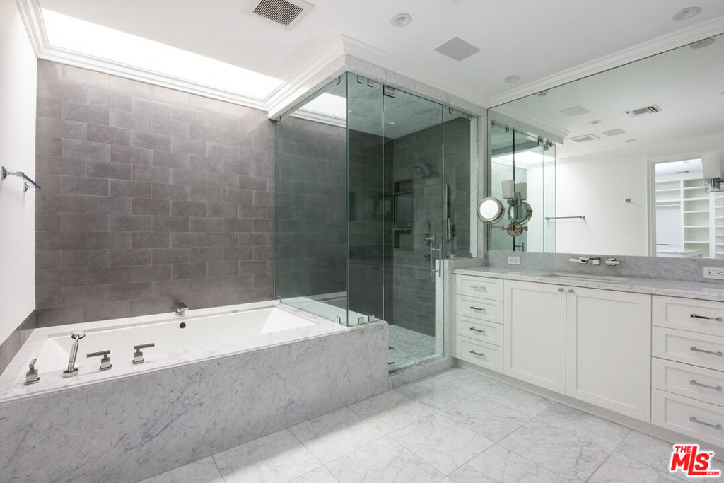 MLS #26873947 image #20