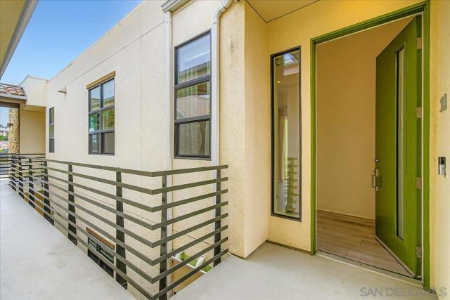 3128 Canon St, San Diego CA: https://media.crmls.org/mediaz/a7d99534-ebd7-4637-8898-1914343c2728.jpg