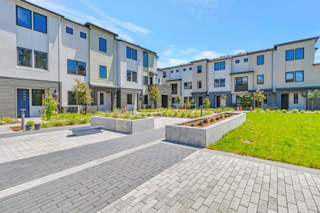 2878 Josephine Lane, Palo Alto CA: https://media.crmls.org/mediaz/a7d9d11e-1574-45e1-9bdc-37d8a9c7889a.jpg