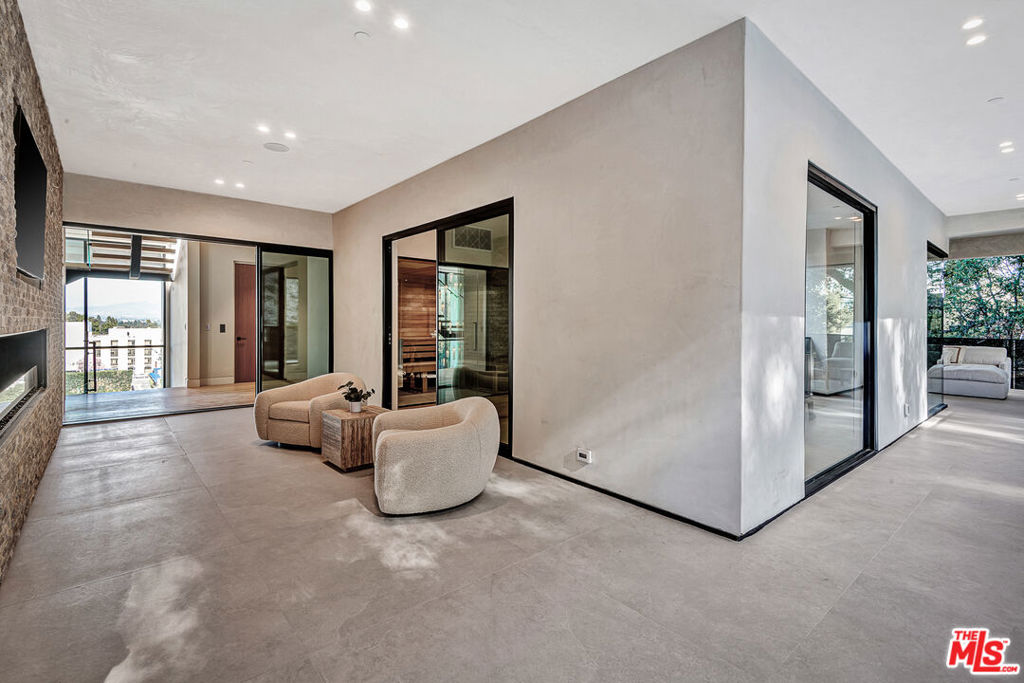 MLS #26871907 image #38