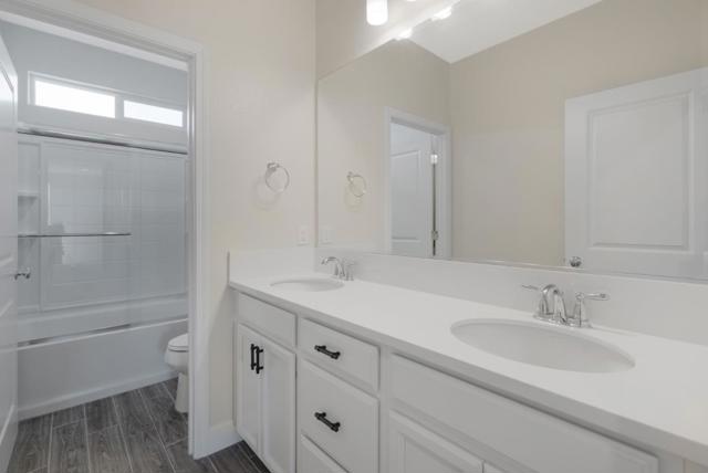 691 Toledo Drive, Hollister CA: https://media.crmls.org/mediaz/a7db9f08-589c-4517-b1a6-df91659176e6.jpg