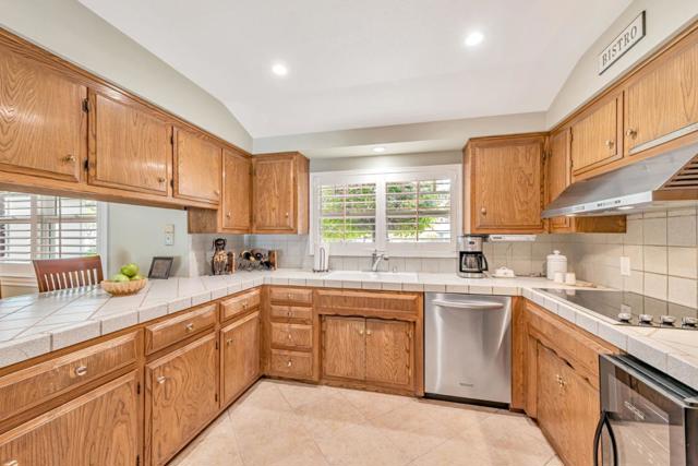 6540 Camelia Drive, San Jose CA: https://media.crmls.org/mediaz/a7dd25d9-fea1-4fda-870c-83657b2e0858.jpg