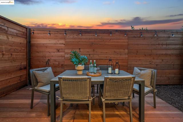 1516 Blake St, Berkeley CA: https://media.crmls.org/mediaz/a7df2174-fbf5-4f61-889b-18b408111313.jpg