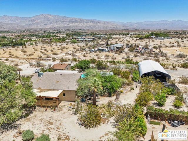 22950 Henry Road, Desert Hot Springs CA: https://media.crmls.org/mediaz/a7dfa067-cee2-4a9c-8bd8-540585e754ae.jpg