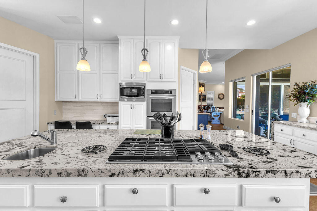 MLS #219138315DA image #17