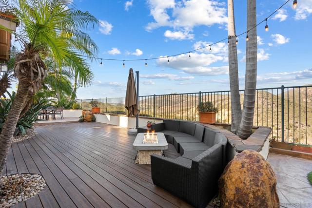 1664 Sagewood Way, San Marcos CA: https://media.crmls.org/mediaz/a7dfe27e-50f1-41fa-8f22-fcf213aaed71.jpg