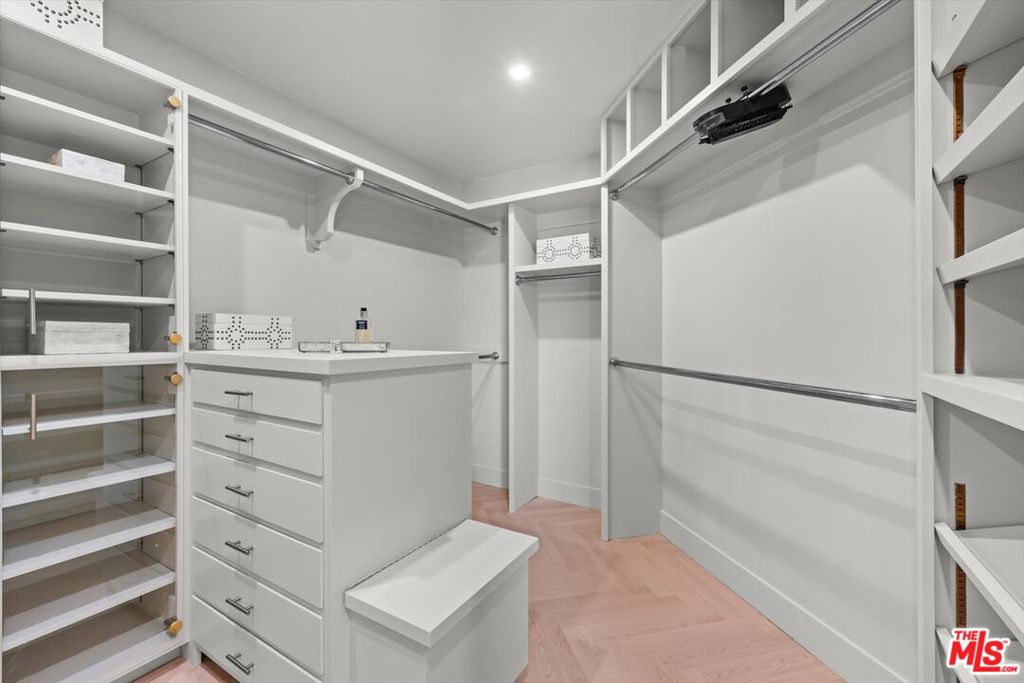 MLS #26845903 image #39