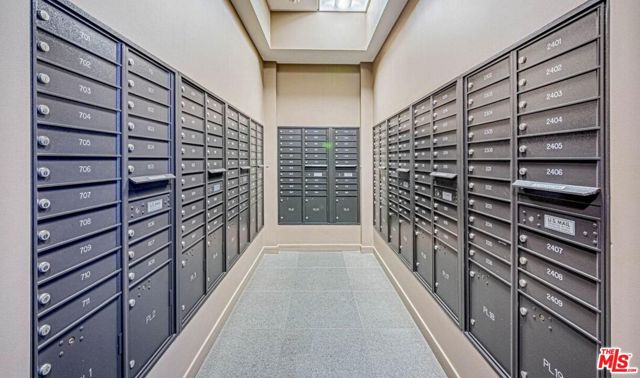 3785 Wilshire Boulevard, Los Angeles CA: https://media.crmls.org/mediaz/a7e13164-c703-4b0a-a2f5-efd6146d6e43.jpg