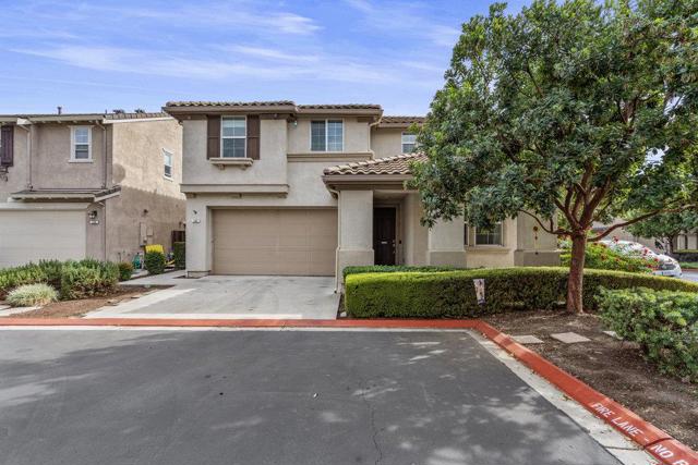 130 Lusitano Way, Gilroy CA: https://media.crmls.org/mediaz/a7e21d9c-4faf-47cf-9076-63de85faf915.jpg