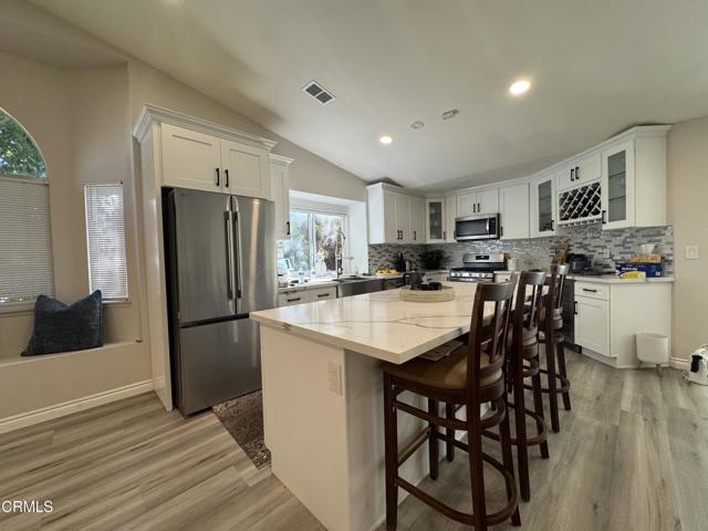 Detail Gallery Image 9 of 20 For 9967 Yew Ct, Rancho Cucamonga,  CA 91730 - 5 Beds | 3 Baths