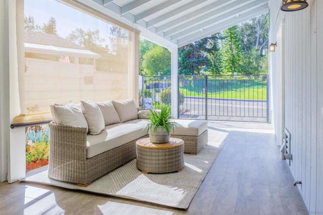 4382 Dowitcher Way, Oceanside CA: https://media.crmls.org/mediaz/a7e2f4a0-18f6-434c-8365-9d69bc964222.jpg