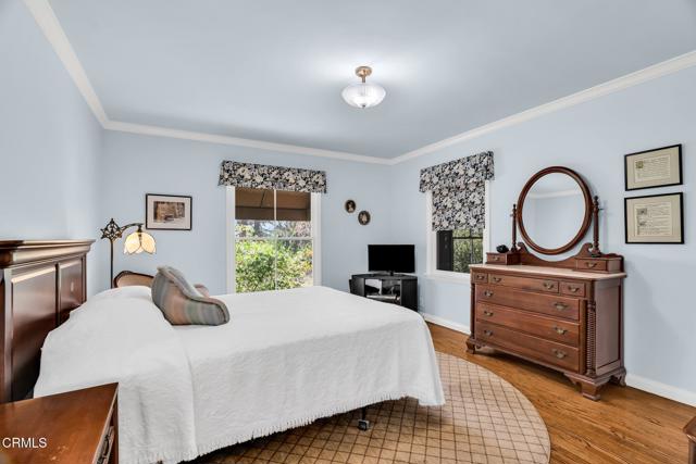 1313 E Palm Street, Altadena CA: https://media.crmls.org/mediaz/a7e63d1b-e74d-4f30-a798-9969de4a6cd6.jpg