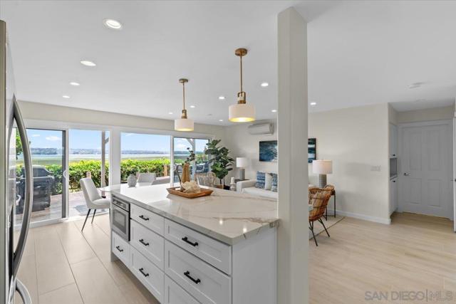 4007 Crown Point Drive, San Diego CA: https://media.crmls.org/mediaz/a7e64102-a9d3-40cc-848f-7784dc488048.jpg