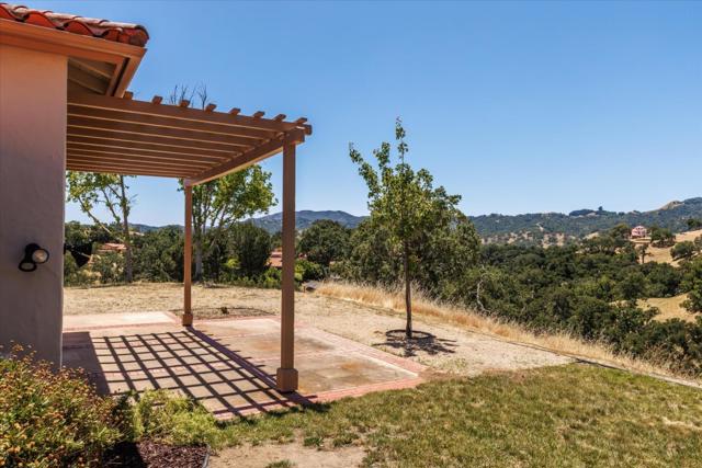 9400 Corriente Road, Atascadero CA: https://media.crmls.org/mediaz/a7e712db-448b-4aa3-b9fd-527eb2f6f5f7.jpg