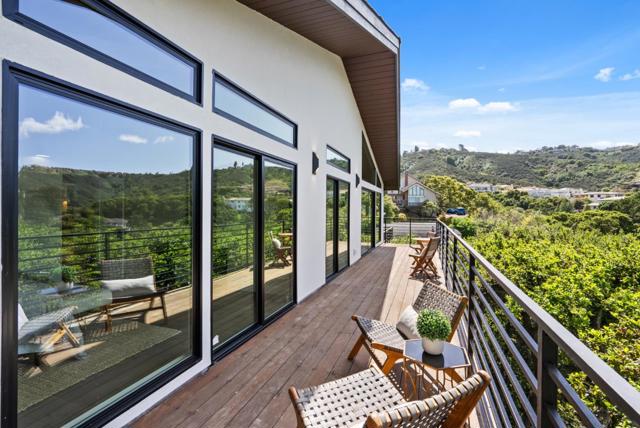 227 Winding Way, San Carlos CA: https://media.crmls.org/mediaz/a7e817e3-ab5d-4dd3-a4af-da47aa69b94a.jpg