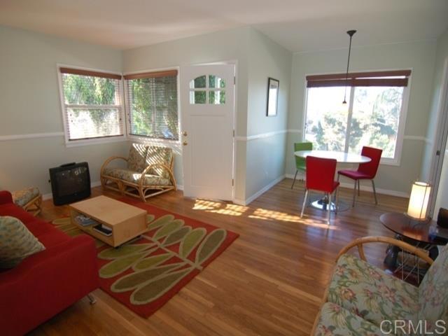2297 Newcastle Avenue, Cardiff by the Sea CA: https://media.crmls.org/mediaz/a7e8dc1d-ba11-4136-ad89-cd79e8b86411.jpg
