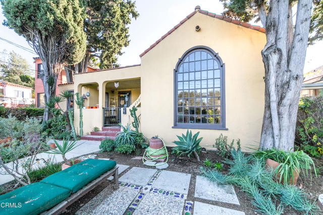 Detail Gallery Image 10 of 23 For 2309 Vista Gordo Dr, Los Angeles,  CA 90026 - – Beds | – Baths