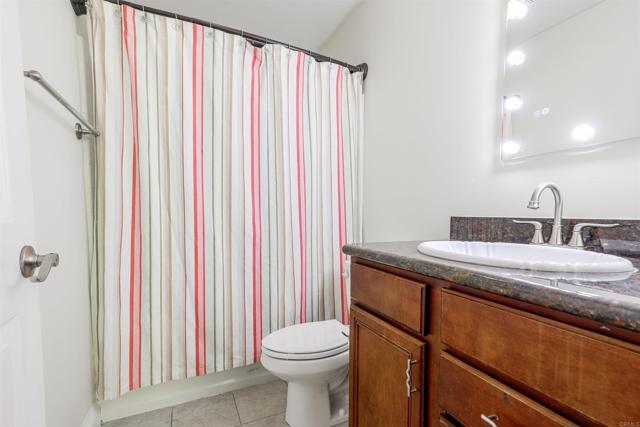 Detail Gallery Image 14 of 53 For 506 Canyon Dr #43,  Oceanside,  CA 92054 - 3 Beds | 2 Baths