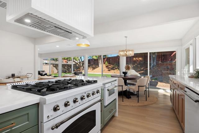 17111 Prado Pl, San Diego CA: https://media.crmls.org/mediaz/a7e9fb2e-d461-4b60-bae4-13f7ffdf72c2.jpg