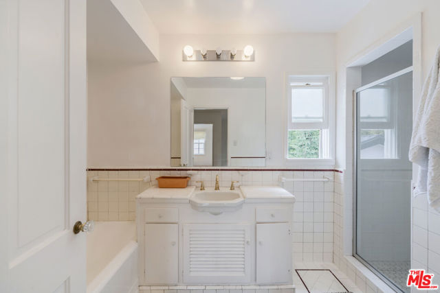 3916 Hepburn Avenue, Los Angeles CA: https://media.crmls.org/mediaz/a7ead9cb-ec5b-4ca2-9226-2743000ef395.jpg