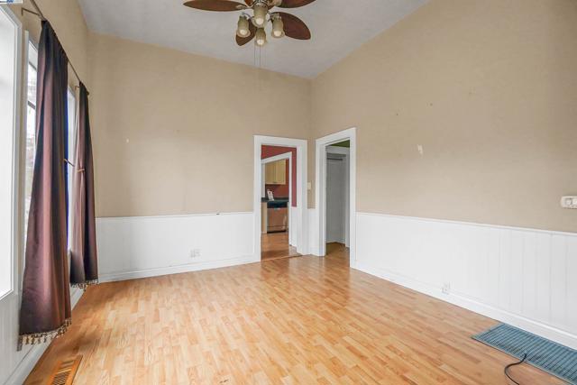 Image 7 of 29 For 772 Mcleod St