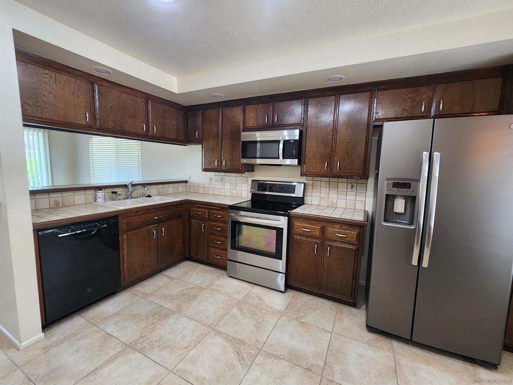723 Santa Camelia - photo 12