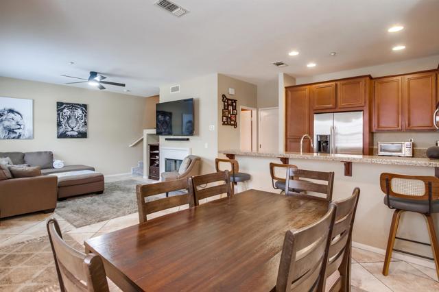 Detail Gallery Image 12 of 57 For 2174 Desert Hare Ct #105,  Chula Vista,  CA 91915 - 3 Beds | 2/1 Baths