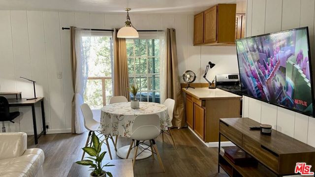 29160 Arrowhead Drive, Cedar Glen CA: https://media.crmls.org/mediaz/a7eea6db-539a-45a0-a76b-d969ec625a16.jpg