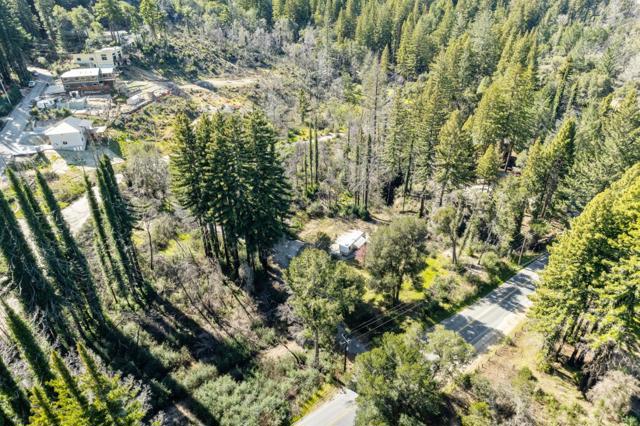 15995 Big Basin Way, Boulder Creek CA: https://media.crmls.org/mediaz/a7eec6da-1eca-4a6b-b684-859c89359498.jpg